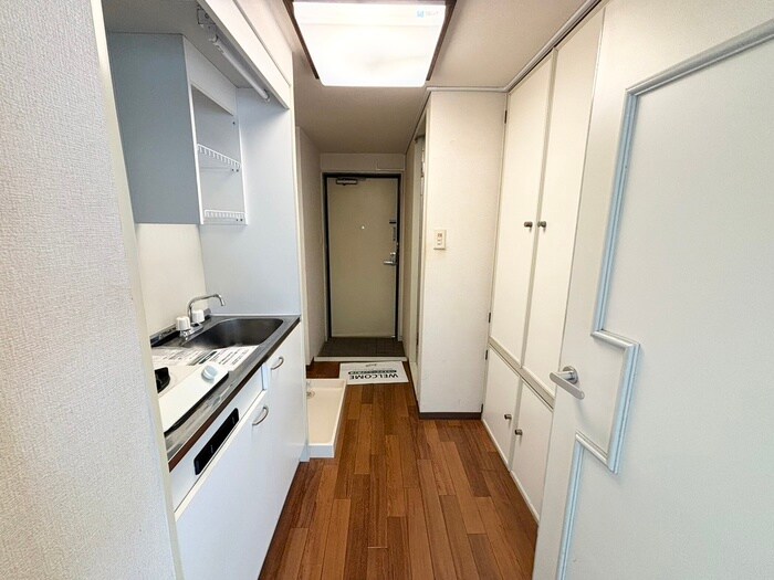 物件内観写真17　(廊下)