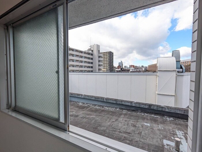 物件内観写真22　(室内からの展望)