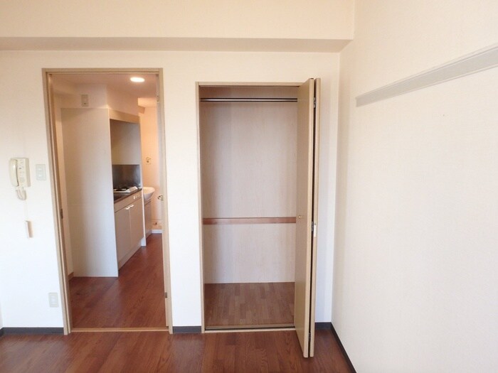 物件内観写真9　(収納)