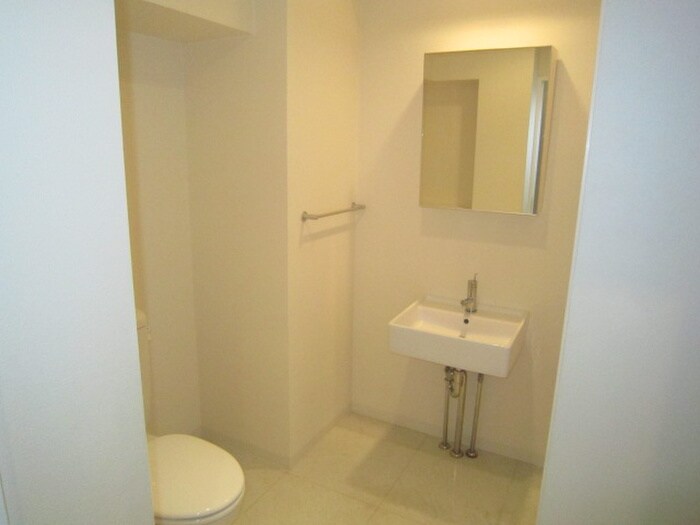 物件内観写真9　(洗面)