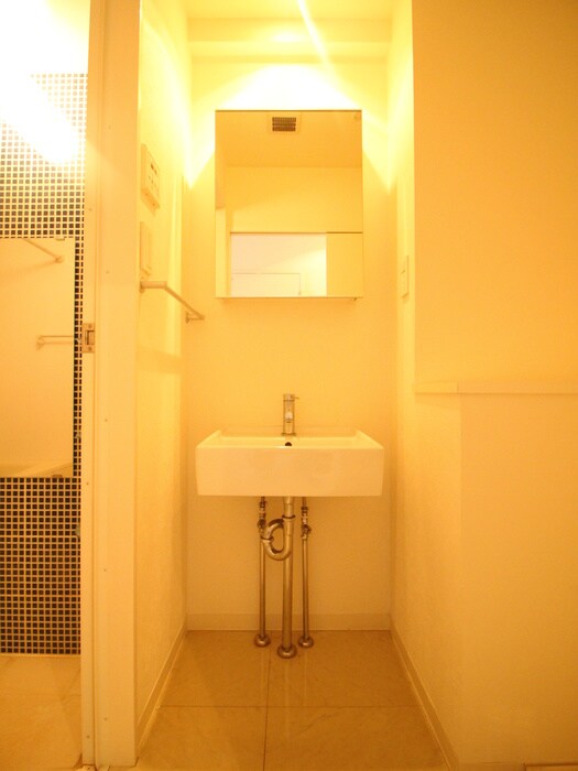 物件内観写真11　(洗面)