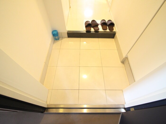 物件内観写真20　(玄関)