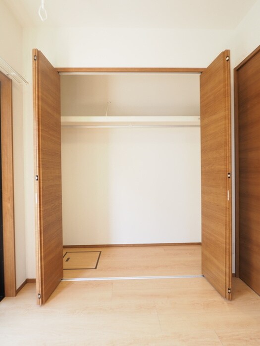 物件内観写真11　(収納)