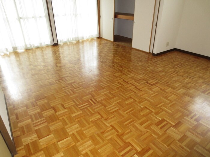 物件内観写真7　(居室)