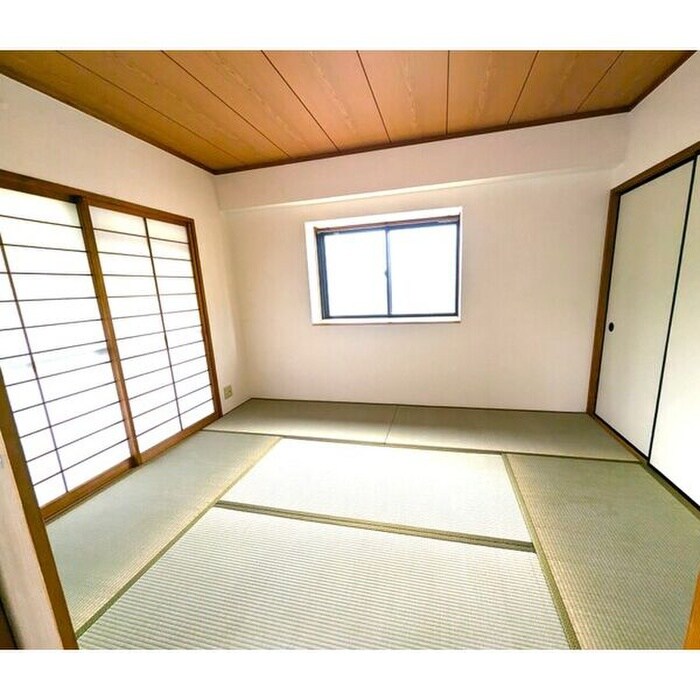 物件内観写真8　(居室)