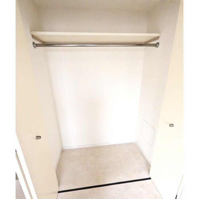 物件内観写真16　(収納)