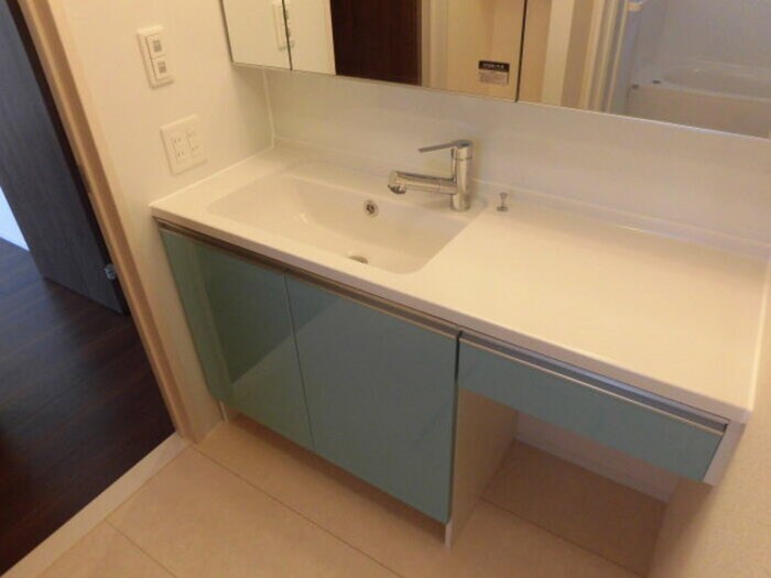 物件内観写真6　(洗面)