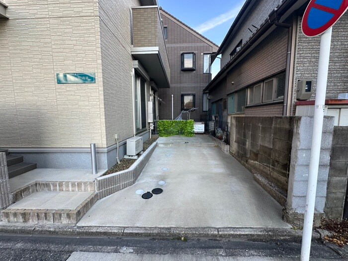 エル・スール青葉のエントランス部分