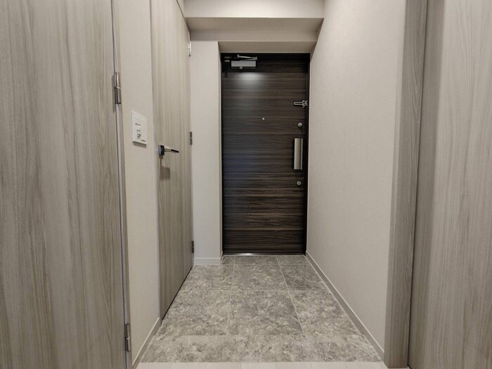 物件内観写真18　(玄関)