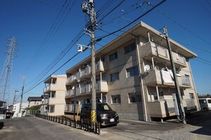 アイリス八橋外観写真