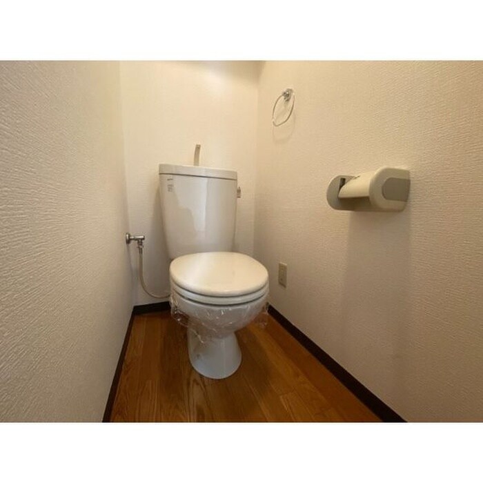 物件内観写真8　(トイレ)