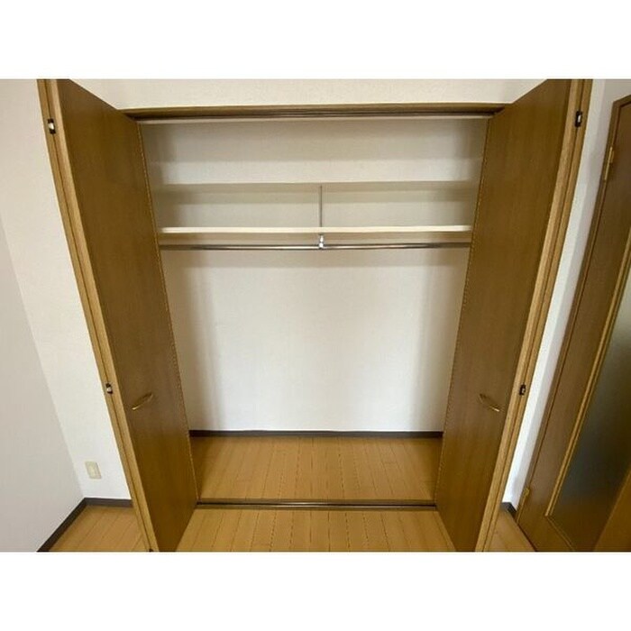 物件内観写真14　(収納)