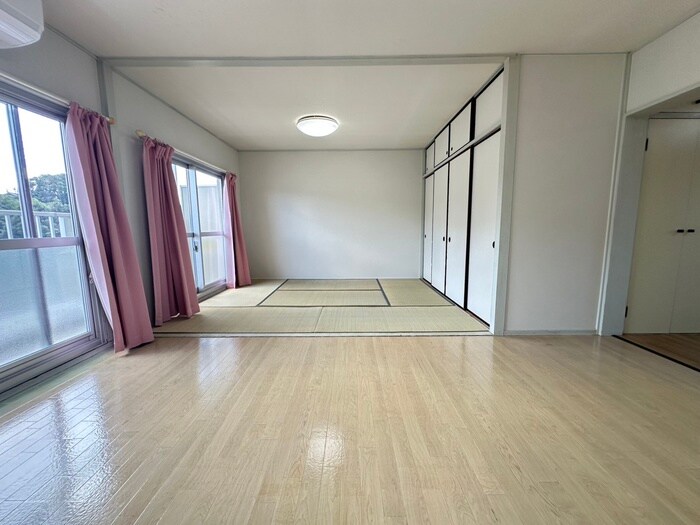 物件内観写真8　(居室)