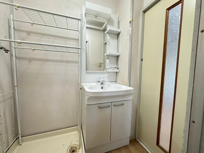 物件内観写真12　(洗面)