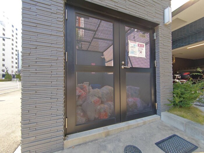 物件外観写真6　(建物設備)