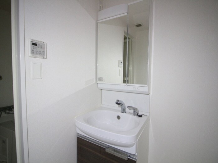 物件内観写真12　(洗面)