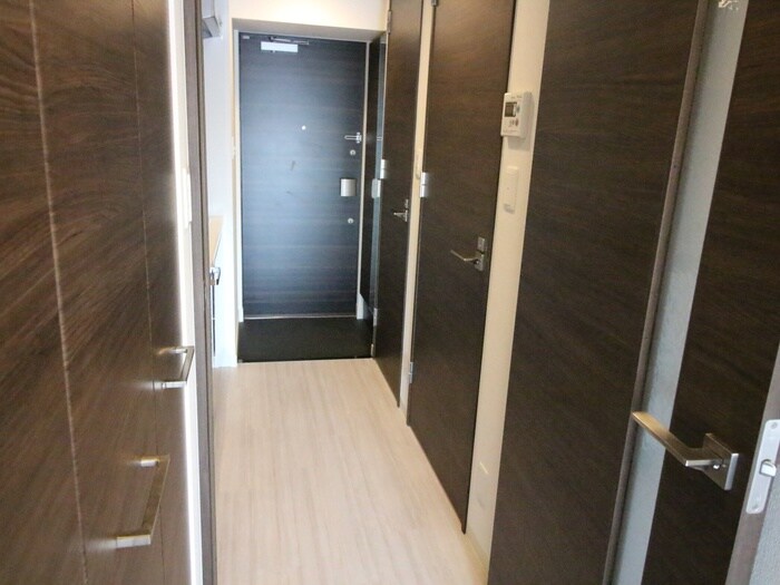 物件内観写真19　(廊下)
