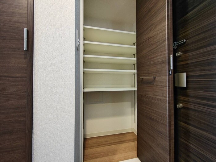 物件内観写真19　(収納)