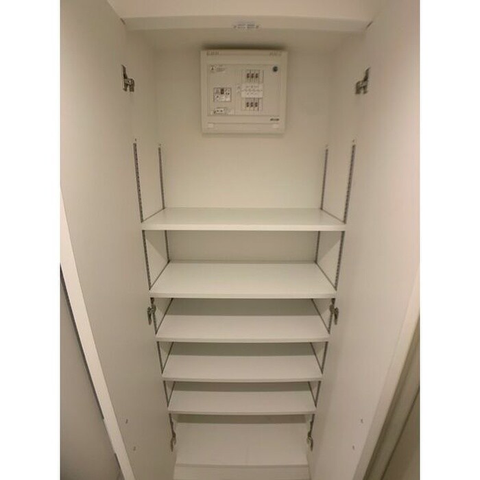 物件内観写真16　(靴箱)