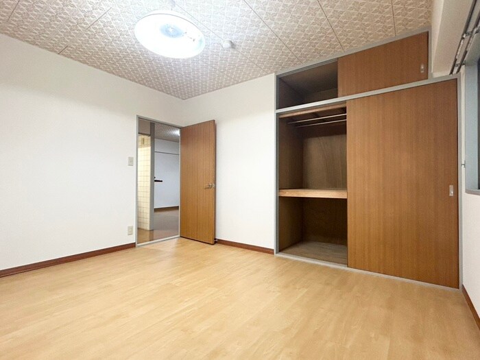 物件内観写真10　(収納)