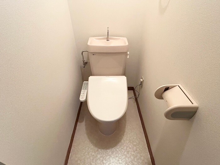 物件内観写真16　(トイレ)