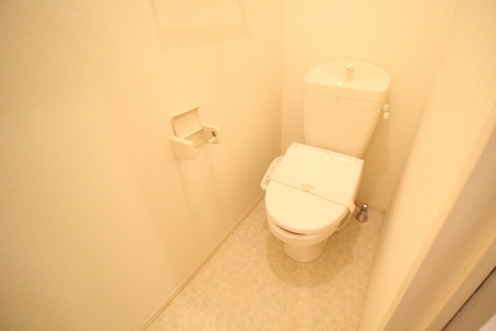 物件内観写真14　(トイレ)