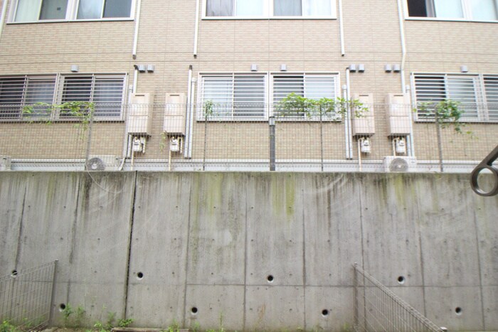 物件内観写真20　(室内からの展望)