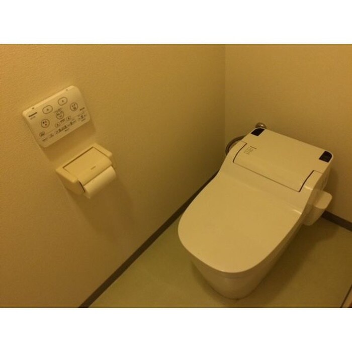 物件内観写真7　(トイレ)