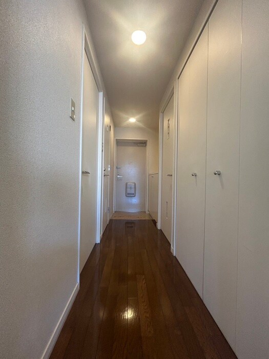 物件内観写真20　(廊下)