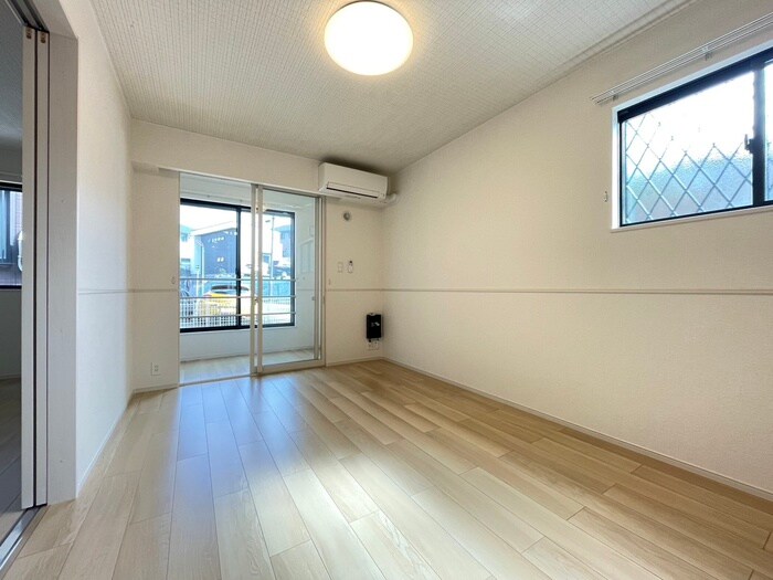 物件内観写真7　(居室)