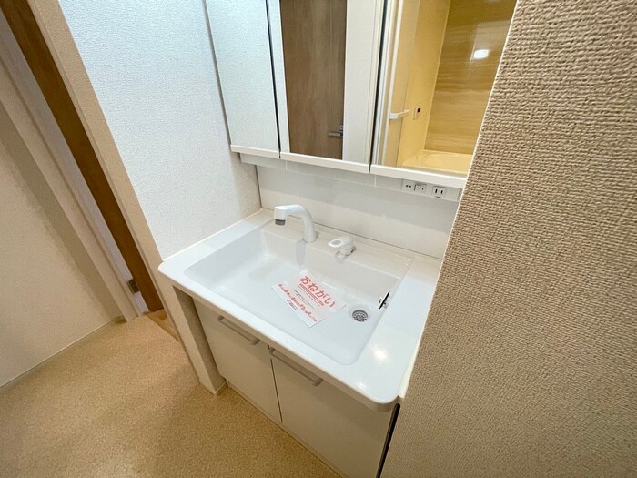 物件内観写真18　(洗面)