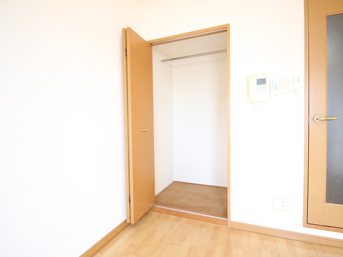 物件内観写真9　(収納)