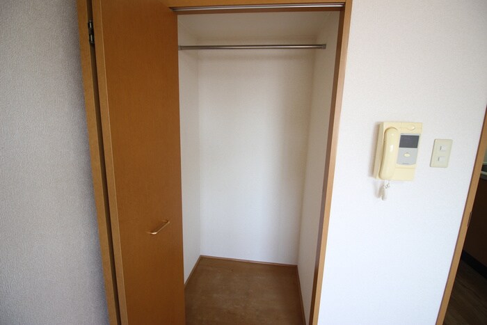 物件内観写真10　(収納)