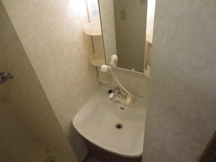 物件内観写真11　(洗面)