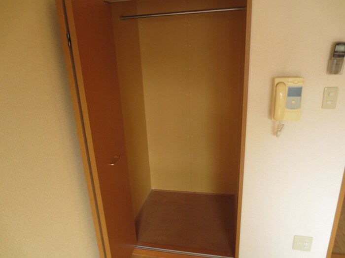 物件内観写真15　(収納)