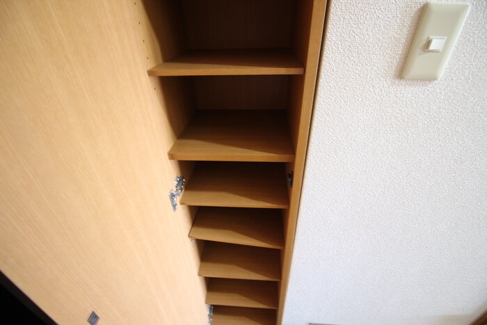 物件内観写真15　(靴箱)