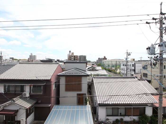 物件内観写真20　(室内からの展望)