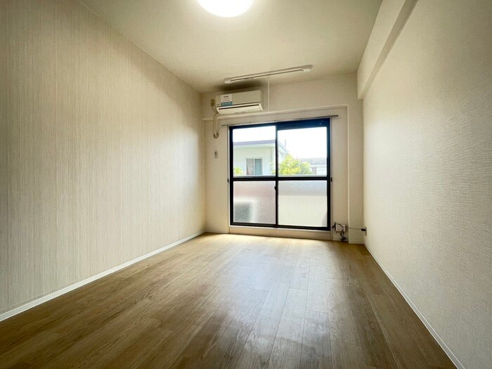 物件内観写真16　(居室)