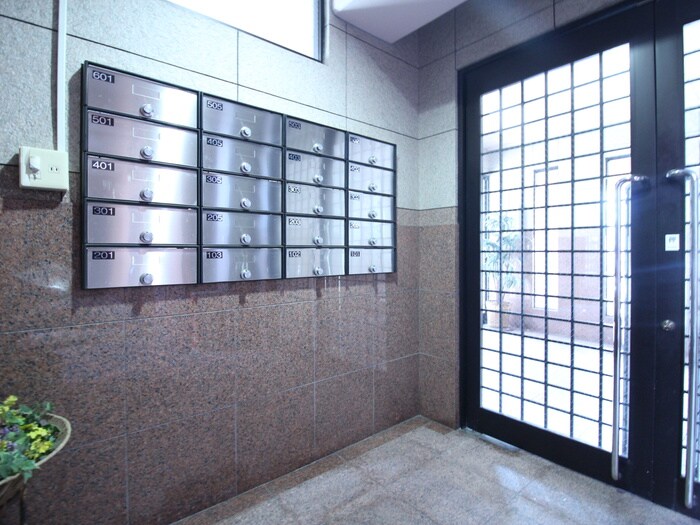 物件外観写真6　(建物設備)