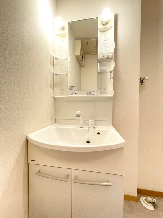 物件内観写真7　(洗面)