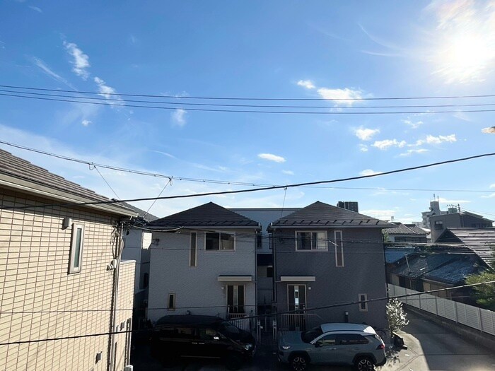 物件内観写真17　(室内からの展望)