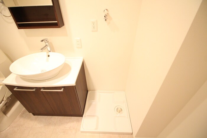 物件内観写真13　(洗濯機置場)