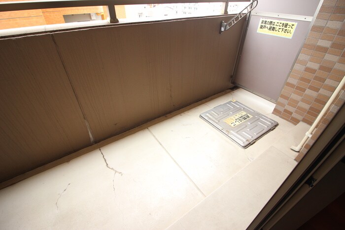 物件内観写真13　(ベランダ・バルコニー)