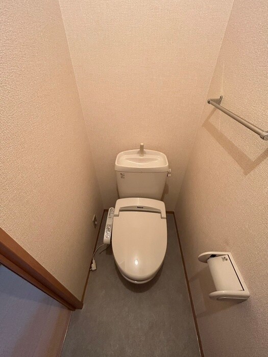 物件内観写真13　(トイレ)