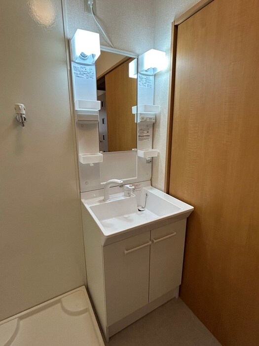 物件内観写真14　(洗面)