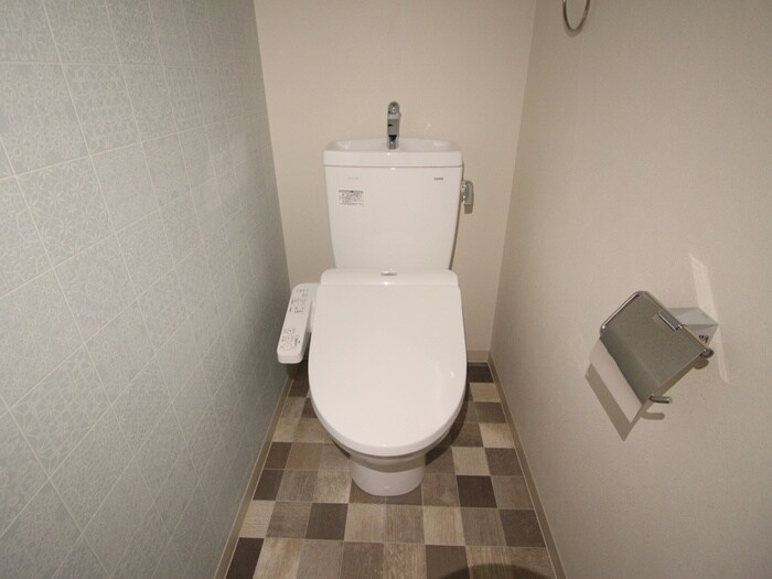 物件内観写真11　(トイレ)