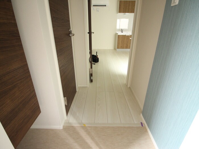 物件内観写真15　(玄関)