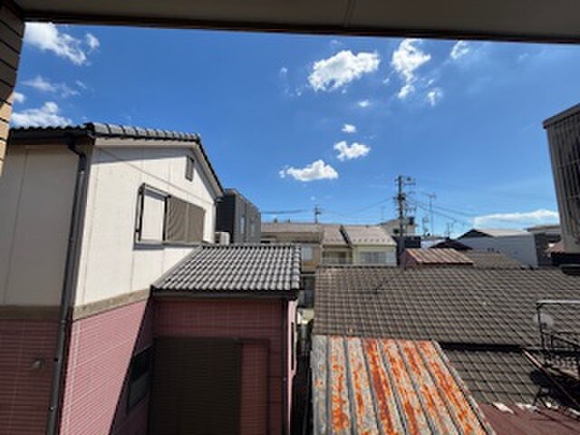 物件内観写真12　(室内からの展望)