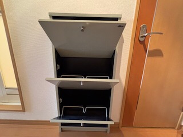 物件内観写真12　(靴箱)