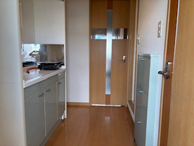 物件内観写真13　(廊下)